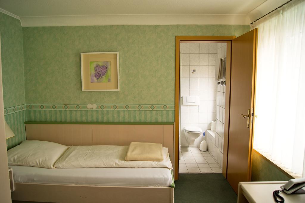Hotel Garni Promenade Weissenhorn Exterior photo